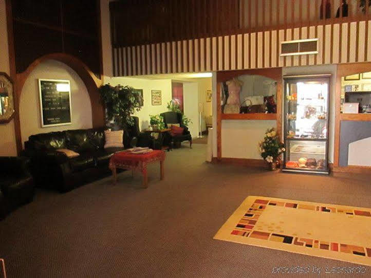 גרינווד Red Carpet Inn Fanta Suites Hotel מראה חיצוני תמונה